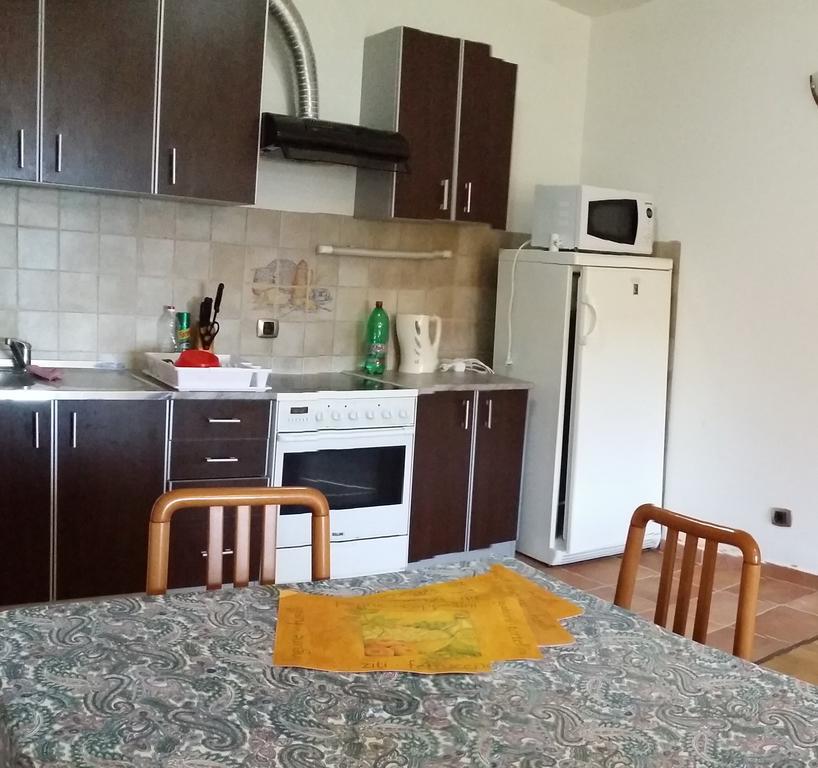 Nerina Apartment Petrovac Kamer foto