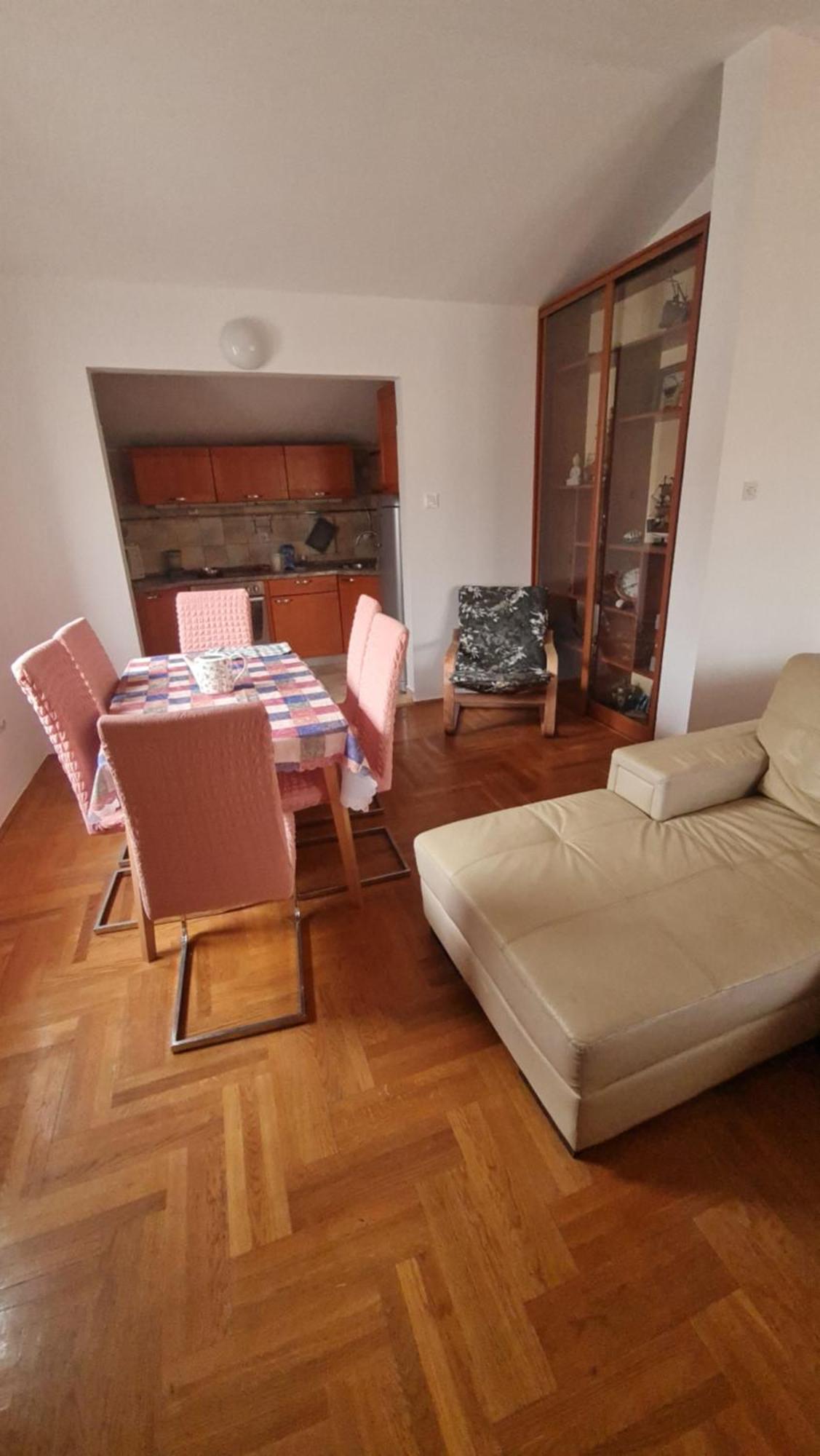 Nerina Apartment Petrovac Buitenkant foto