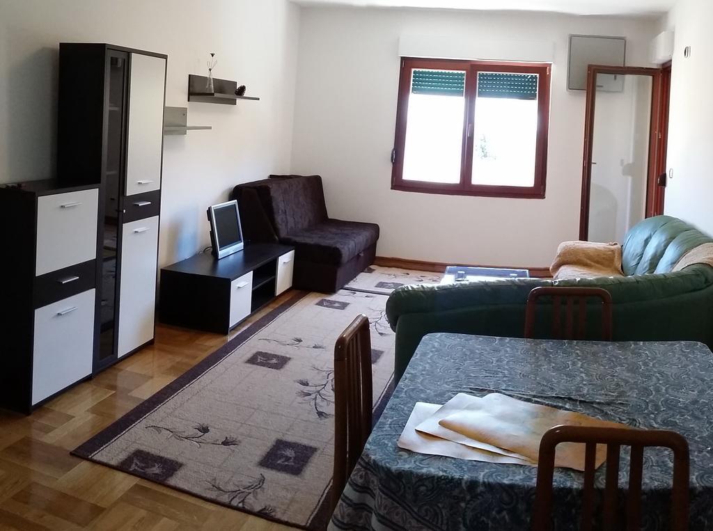 Nerina Apartment Petrovac Kamer foto