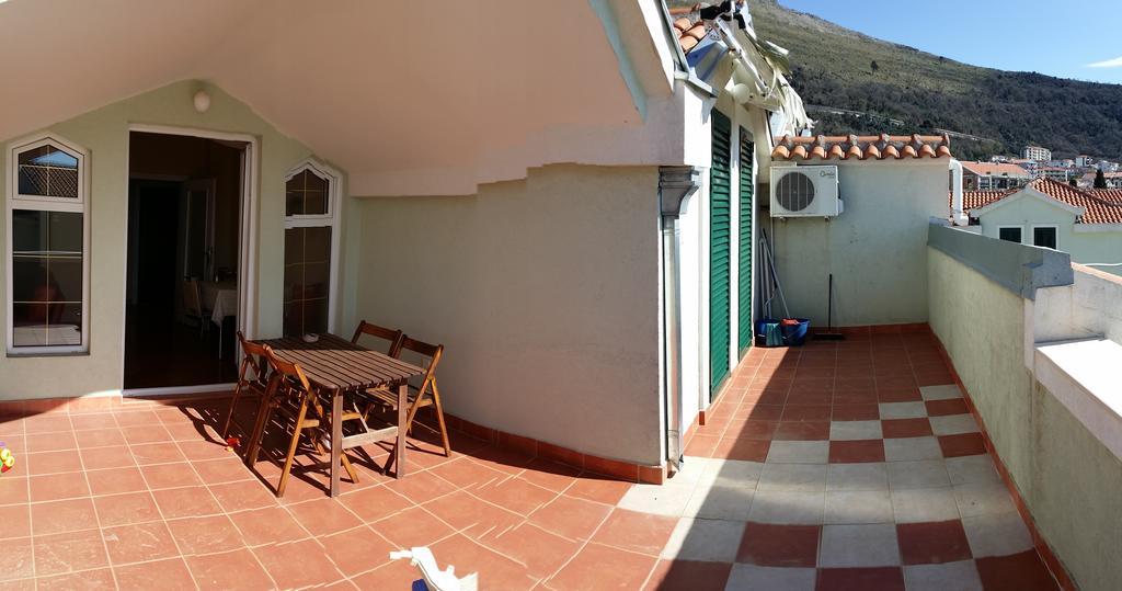Nerina Apartment Petrovac Buitenkant foto