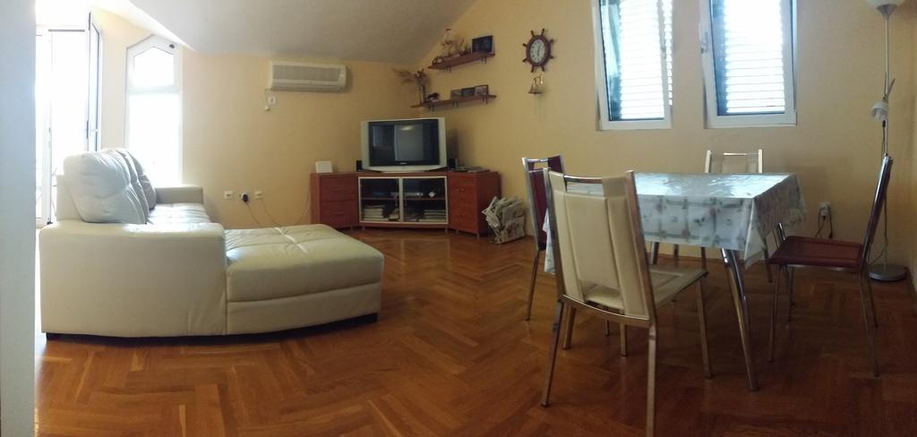 Nerina Apartment Petrovac Buitenkant foto